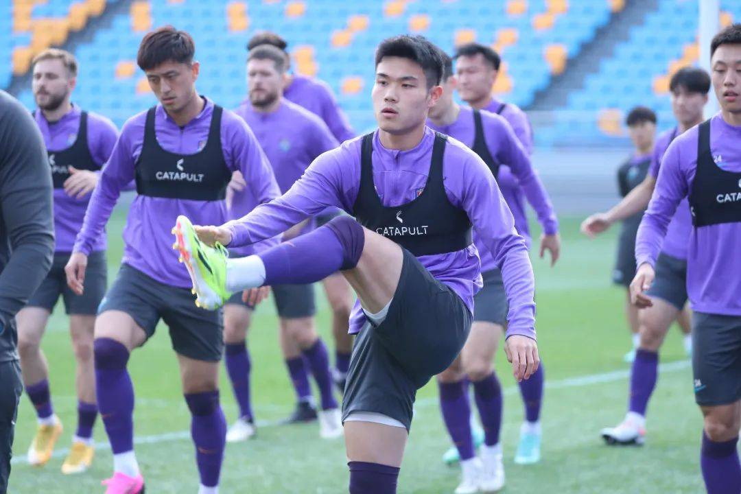 开云官方平台-转会期欧篮联焦点战，山东泰山伤情更新，更衣室稳定，医务组通报恢复(横滨水手对山东泰山预测)