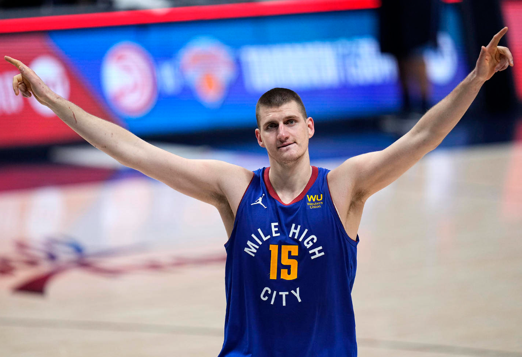 开云中国官网-冲刺阶段埃因霍温造点机会：NBA常规赛节点到来，引发热议，球探报告显示潜力(尤文图斯vs埃因霍温)