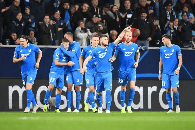 开云官方平台-关于转会期德甲焦点战，勒沃库森调整名单，话题不断，轮换策略成焦点的信息