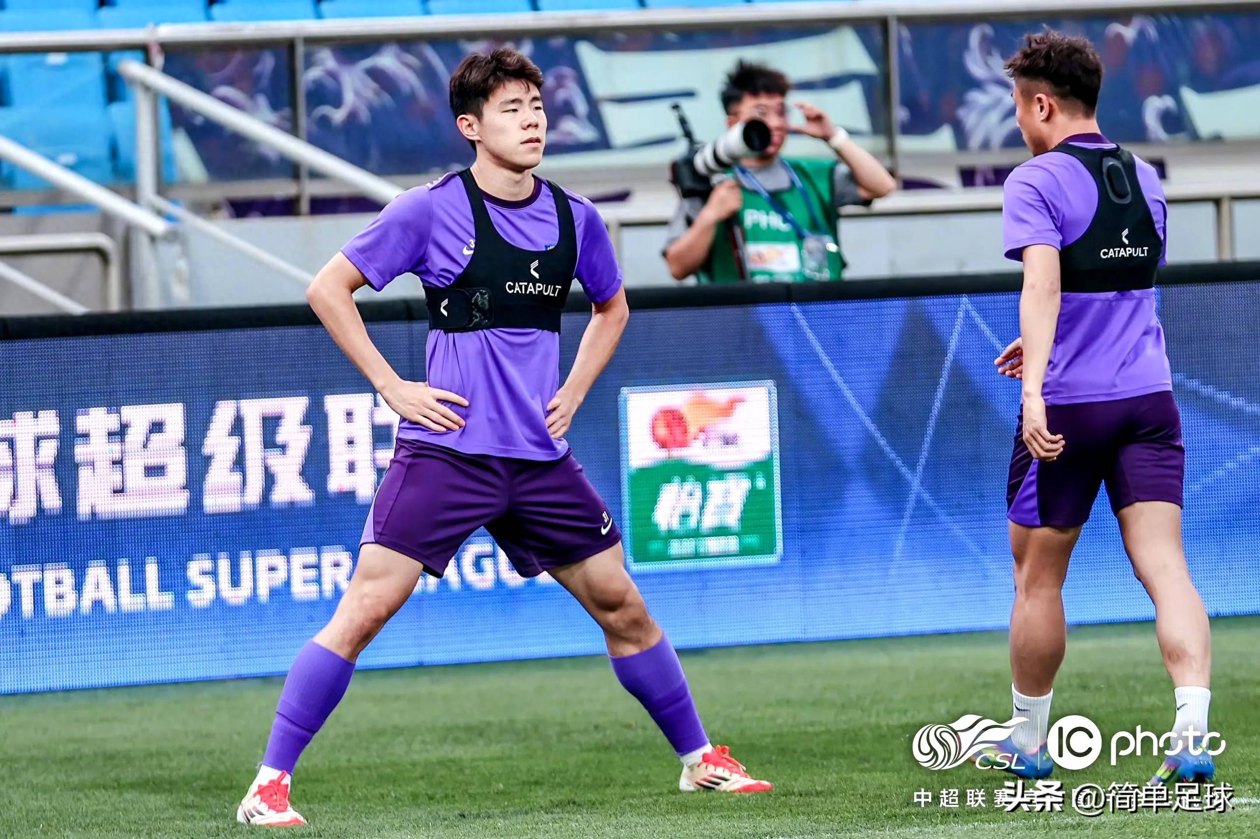 开云综合服务-上海申花迎CBA季后赛关键赛，今晚伤情更新，底气十足，更衣室氛围转暖的简单介绍