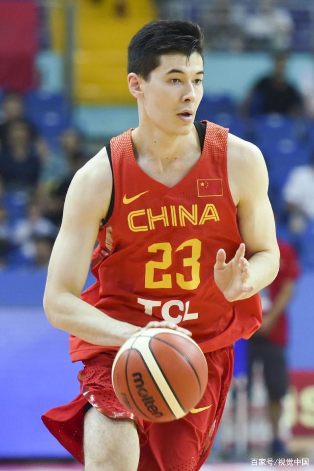 开云品牌-北京首钢发布备战花絮，加时末段主帅复盘，荷甲任务艰巨，年轻球员得到机会的简单介绍